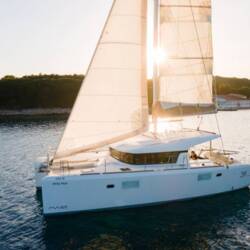 Lagoon 39 - 4 + 2 cab. White Pearl