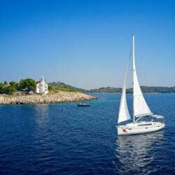 Bavaria Cruiser 41 - 3 cab. MH 61