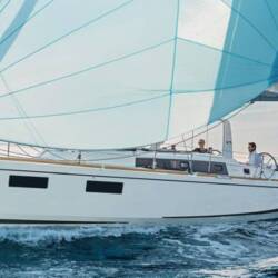 Oceanis 38.1 Sail Lyra