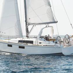 Oceanis 35.1 Maya Bay 2