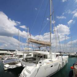 Lagoon 450 - 4 + 2 cab. Ladies and Gentlemen