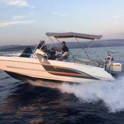 Beneteau Flyer 6.6 SpaceDeck Benetau Flyer 6.6 Space Deck