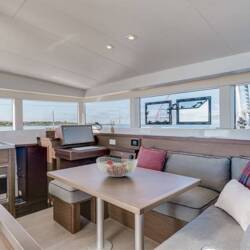 Lagoon 40 - 4 + 2 cab MOPY III