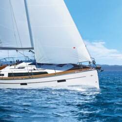 Bavaria Cruiser 37 - 3 cab. Crypto