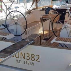 Dufour 382 GL Sun 382