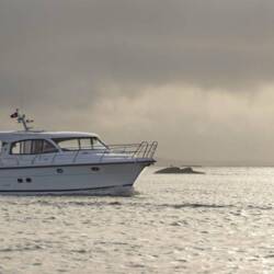 Nimbus 405 Coupe Ikar