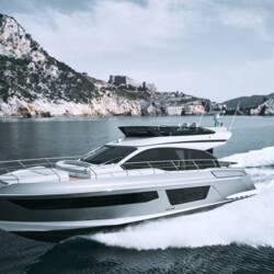 Azimut 53 Fly White