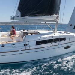 Oceanis 38.1 - 2 cab. Tamara