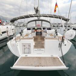 Hanse 455 Bare Necessities