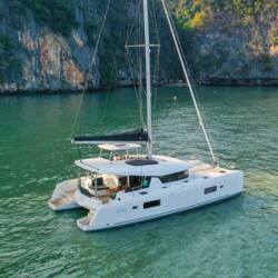 Lagoon 42 - 4 + 1 cab. Almalu