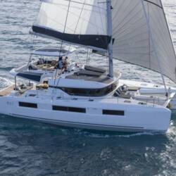 Lagoon 51 - 6 + 1 cab. Mythos