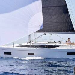 Bavaria C38 Williams