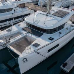 Lagoon 40 - 4 + 2 cab Blue Lagoon