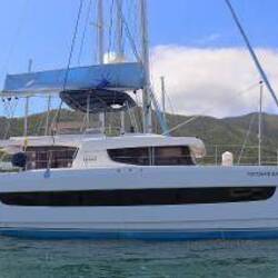 Bali 4.6 - 5 + 1 cab. Still Wandering