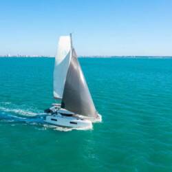 Lagoon 38 - 4 + 2 cab. Doudou