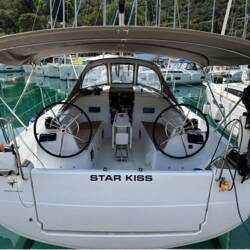 Sun Odyssey 350 - 3 cab. Star Kiss