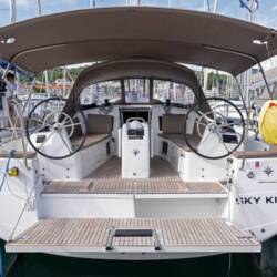 Sun Odyssey 410 - 3 cab. Sky Kiss
