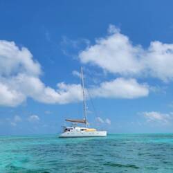 Fountaine Pajot Saba 50 Quintet - 5 + 1 cab. Discover