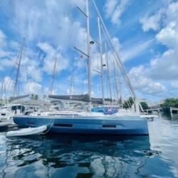 Dufour 470 - 3 cab. Knot Online