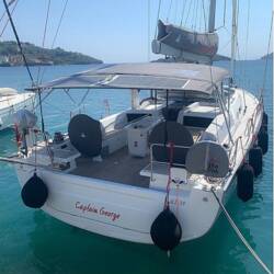 Oceanis 51.1 - 5 + 1 cab. Captain George