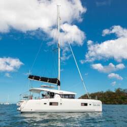 Lagoon 42 - 4 + 2 cab. Golden Bride