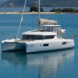 Lagoon 42 - 4 + 2 cab. Lola