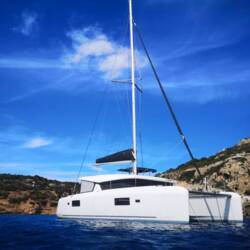 Lagoon 42 - 4 + 2 cab. Aktaia