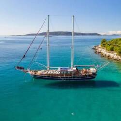 Nostra Vita Nostra Vita