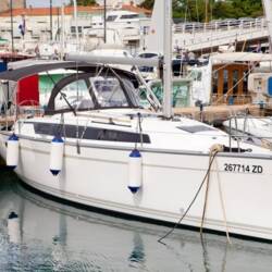 Bavaria Cruiser 34 Style - 3 cab. Roko