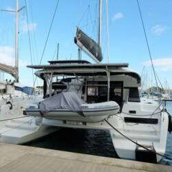 Lagoon 42 - 4 + 1 cab. White Chadal