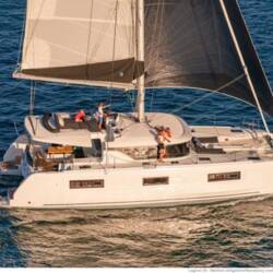 Lagoon 46 OW - 3 + 2 cab. Les Jumeaux