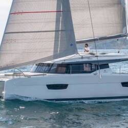 Fountaine Pajot Astrea 42 - 4 + 2 cab. Satellite