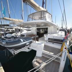 Lagoon 50 - 6 + 1 cab. Shadow