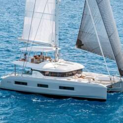 Lagoon 55 - 5 + 2 cab. Saliska