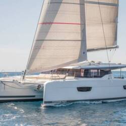 Fountaine Pajot Astrea 42 - 4 + 2 cab. Gloria