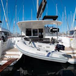 Lagoon 40 - 4 + 2 cab Chingi Lingy