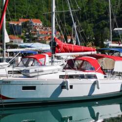 Oceanis 38.1 Teodora