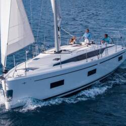 Bavaria C42 SeaTime