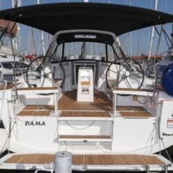 Oceanis 38.1 Dama