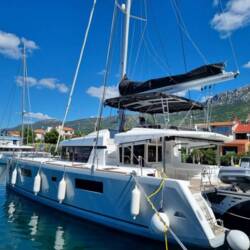 Lagoon 52 F OW - 3 + 2 cab. Emerald Gemini